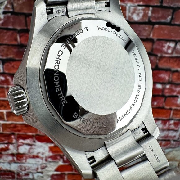 Breitling Superocean Turquoise Dial - 44mm – A17376 – FULL SET – MSRP $5450 - Picture 5 of 16